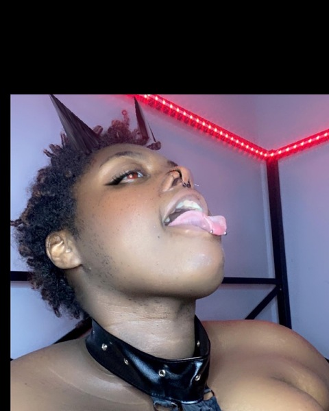 Снимка на заглавие на OnlyFans mothermorningstar