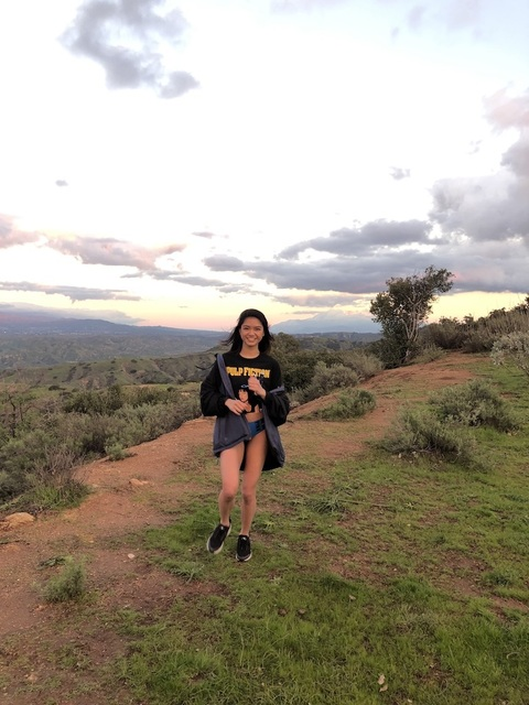 OnlyFans हेडर तस्वीर mpoonis