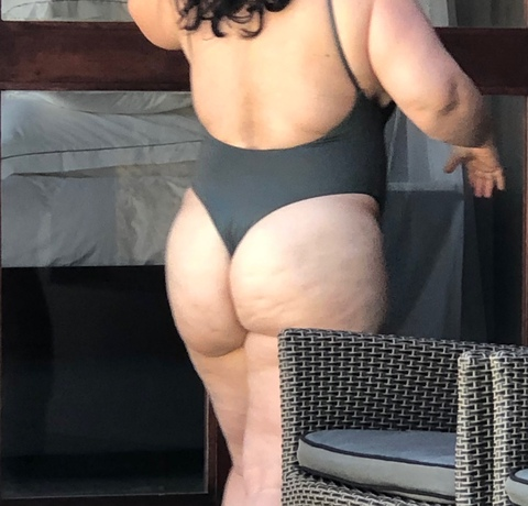 Image d'en-tête OnlyFans mrs_short_n_thick