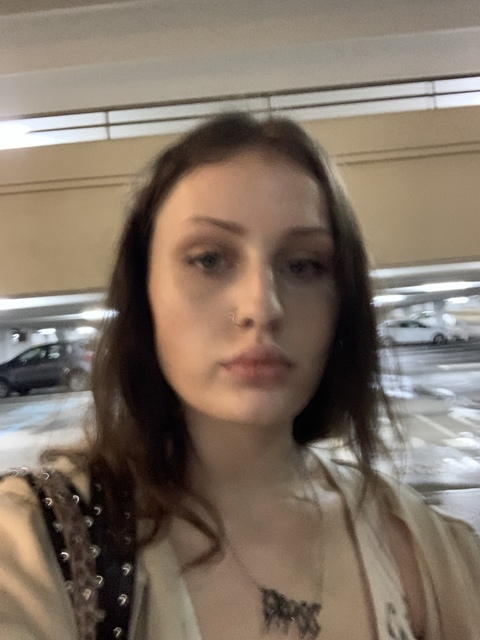 Снимка на заглавие на OnlyFans mystikilla