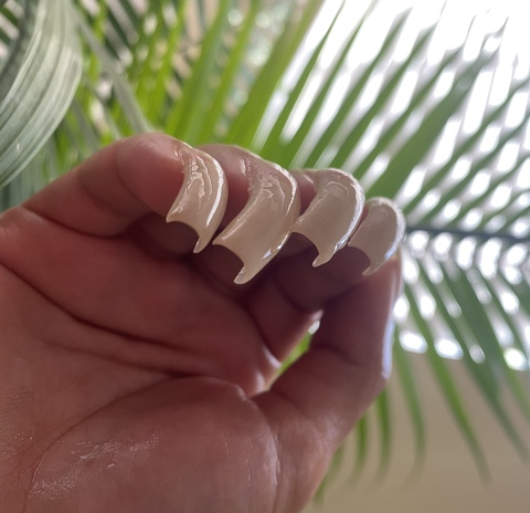 Gambar header OnlyFans narroussylongnails