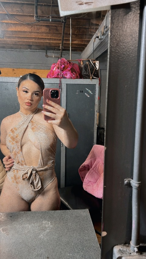 OnlyFansヘッダー写真 natkattykat