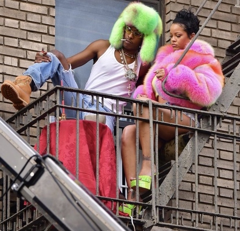 OnlyFans üst resmi needmoney4rick