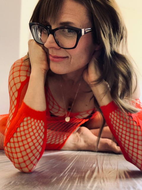 Image d'en-tête OnlyFans nerdybloggerbabenawtyaf