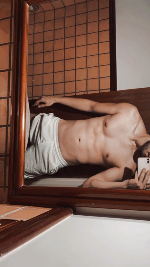 Immagine di copertina OnlyFans netoborelli