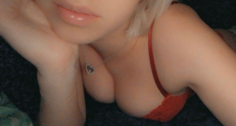 Снимка на заглавие на OnlyFans neve.0