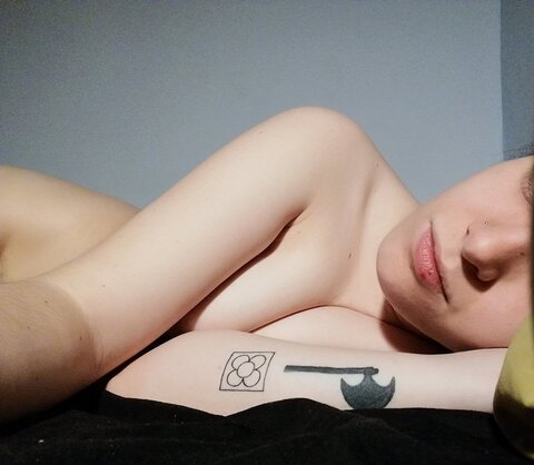 Immagine di copertina OnlyFans oco_xeic