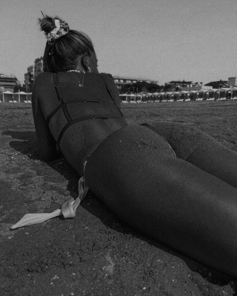 Imagen de encabezado de OnlyFans de officialrosa