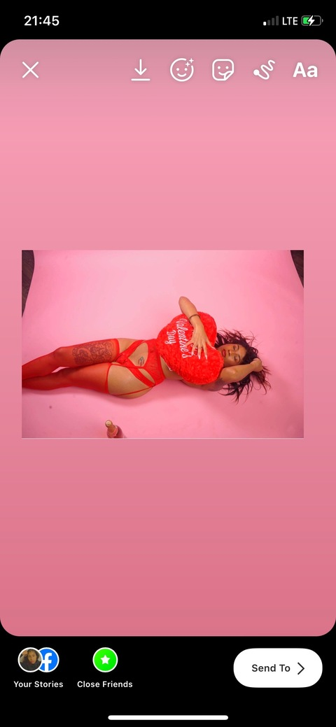 OnlyFans header picture ohsopinkk