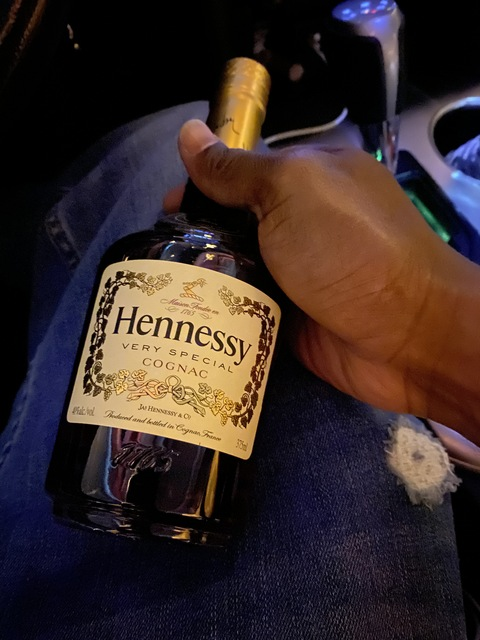 OnlyFans üst resmi oilyblkdick