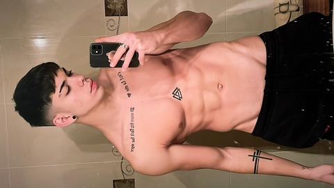 OnlyFans üst resmi onlytoni6