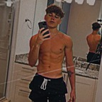 Профилна снимка в OnlyFans за opash