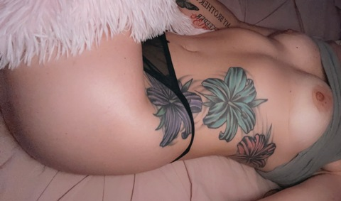 OnlyFans 헤더 사진 orng_cnty