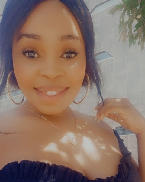 OnlyFansヘッダー写真 owami