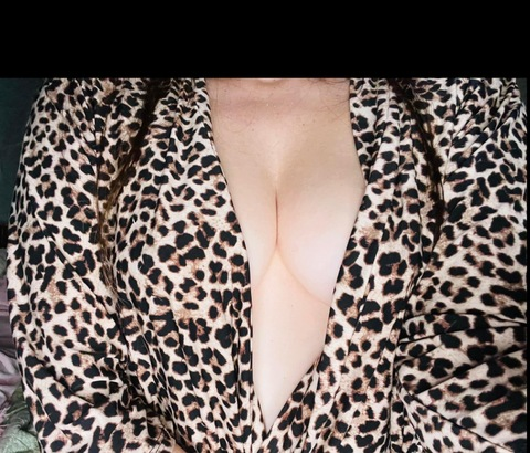 Снимка на заглавие на OnlyFans peachy4986