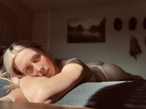 Obraz nagłówka OnlyFans phoebejoy