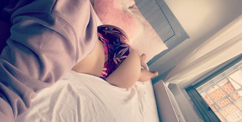 OnlyFans üst resmi pinkheartedxo