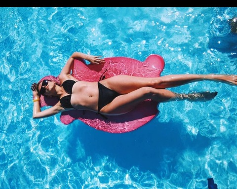 Снимка на заглавие на OnlyFans playfulkitty1