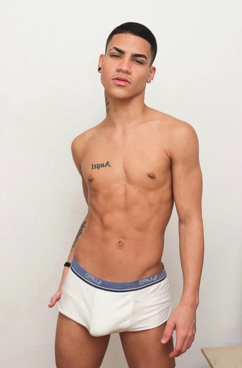 Снимка на заглавие на OnlyFans prazerhenrique