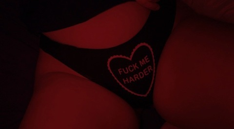 OnlyFans üst resmi privatebaddie