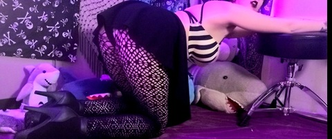 Imagem de cabeçalho do OnlyFans purplemegalodon