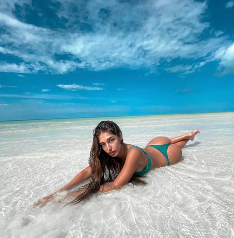 OnlyFansヘッダー写真 queenfeline_free