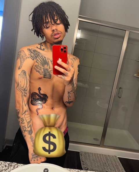 Gambar header OnlyFans realasmooth