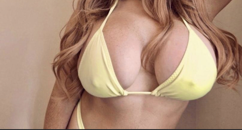 OnlyFansヘッダー写真 redheadedbabexx