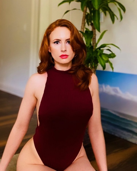 OnlyFans हेडर तस्वीर redheadforanimals