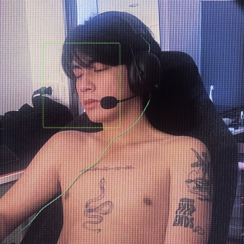 OnlyFans हेडर तस्वीर redroom21