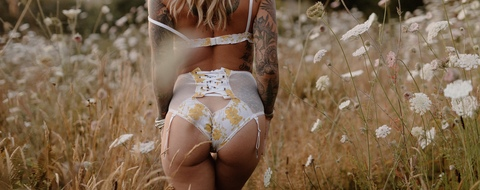 Снимка на заглавие на OnlyFans reesuhh