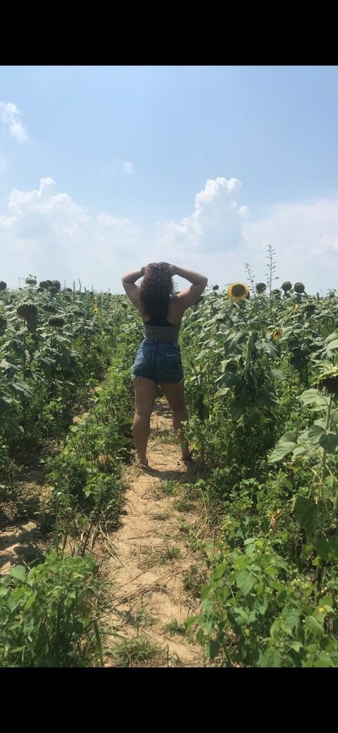 Imagem de cabeçalho do OnlyFans rhymeyrileey