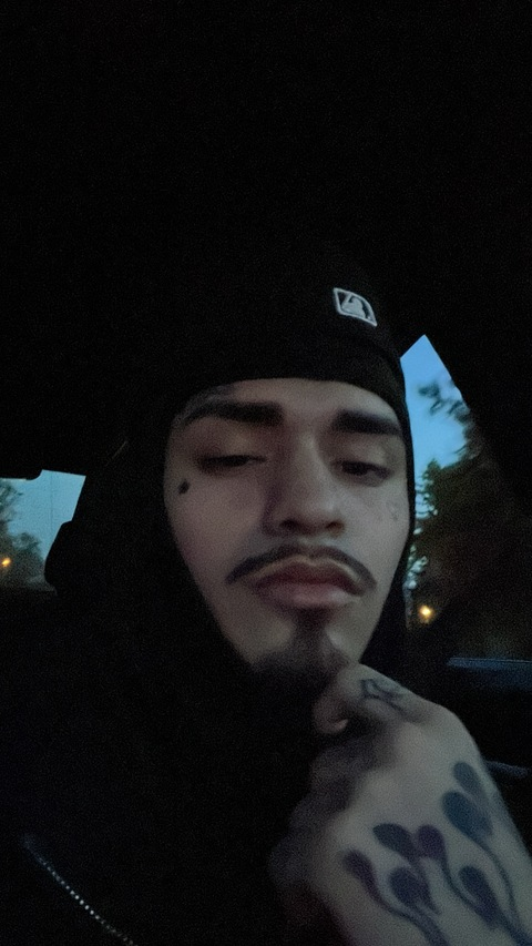 OnlyFans üst resmi rickymurda1