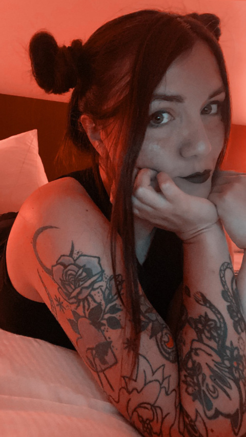 Image d'en-tête OnlyFans romaluchadora