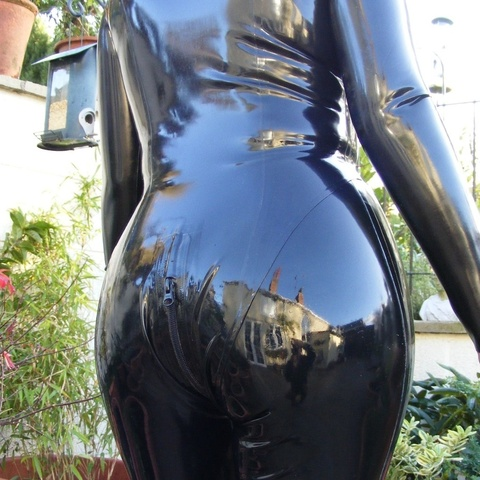 OnlyFans हेडर तस्वीर rubbercara