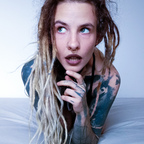 OnlyFansのプロフィール写真sadmermii