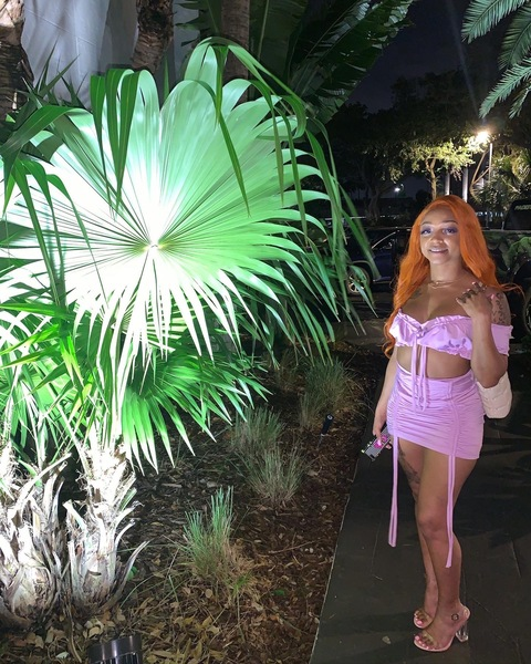 OnlyFans Titelbild sassyleo88