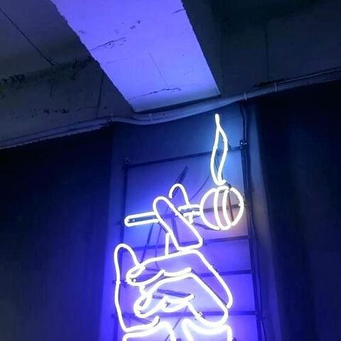 Image d'en-tête OnlyFans seventhlilsin