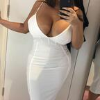 OnlyFansのプロフィール写真sexymilapink