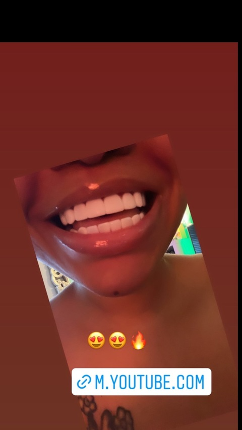 Immagine di copertina OnlyFans sheisonekind