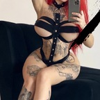 OnlyFansのプロフィール写真shir_tikozky