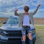 OnlyFansのプロフィール写真shortstackshorty