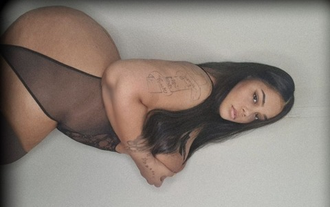 Gambar header OnlyFans sopeakmillzz