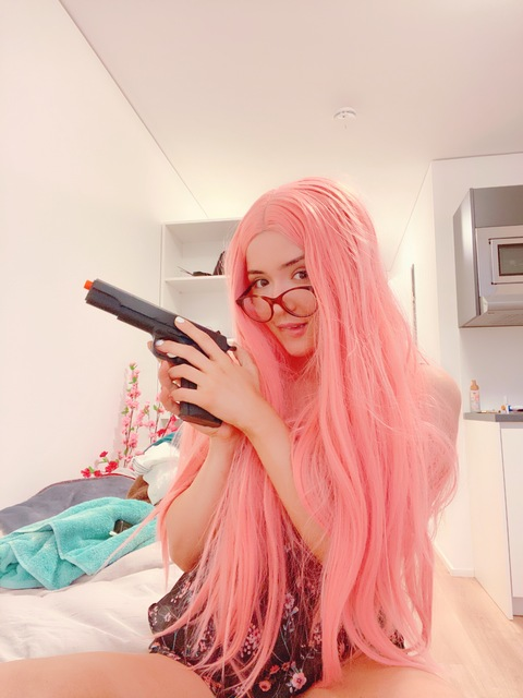 OnlyFans 헤더 사진 sugoishari