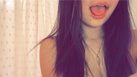 Снимка на заглавие на OnlyFans sweet-cherrypie