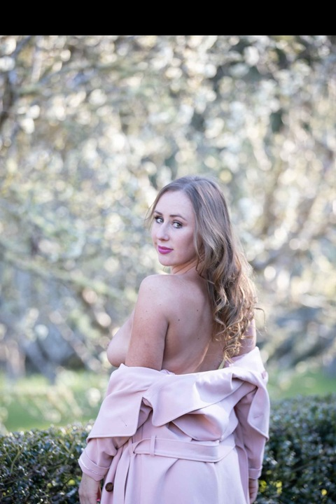 OnlyFans üst resmi sweetstrawberry911