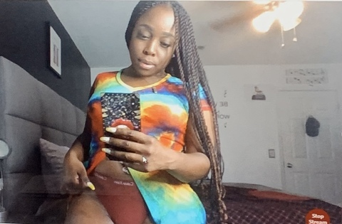 Gambar header OnlyFans syammi