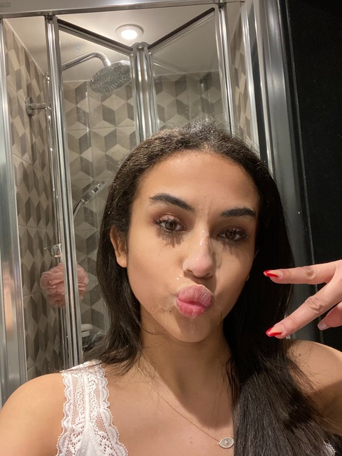 OnlyFans हेडर तस्वीर tashalustn