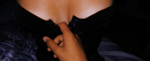 OnlyFansヘッダー写真 tbasxo