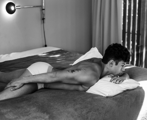 Gambar header OnlyFans teusfaria